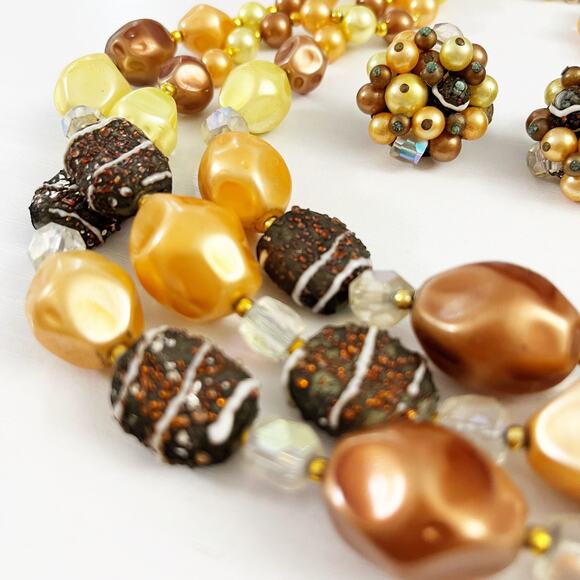 Vintage JAPAN 3-Strand Gold Chunky Bead Necklace & Earring Set - Picture 3 of 9